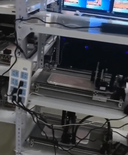 DNF工作室实现机械臂无人流水线24小时搬砖